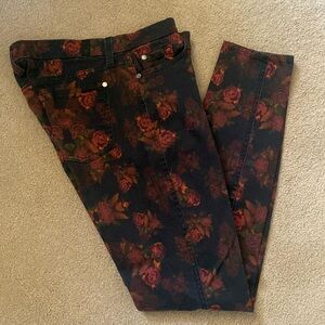 7 For All Mankind Rose Printed Jean in Size 29 - Vintage in Excellent Condition